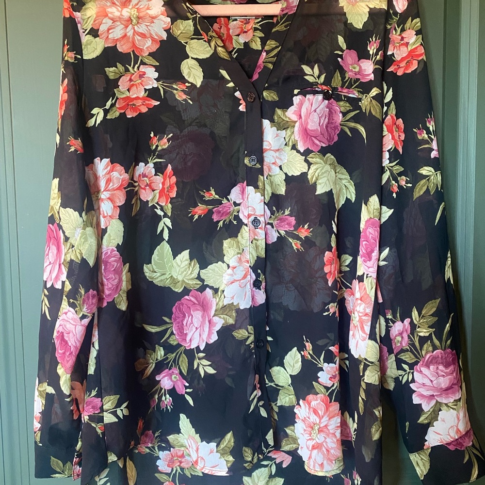 Kut from the Kloth Pink and Orange Boxy Blouse with Mandarin Collar